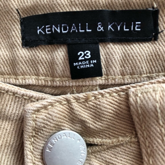 NWT Kendall & kylie Tan shorts - Picture 5 of 5